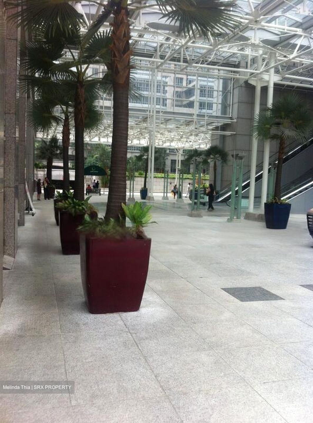 UE Square (D9), Office #615075941